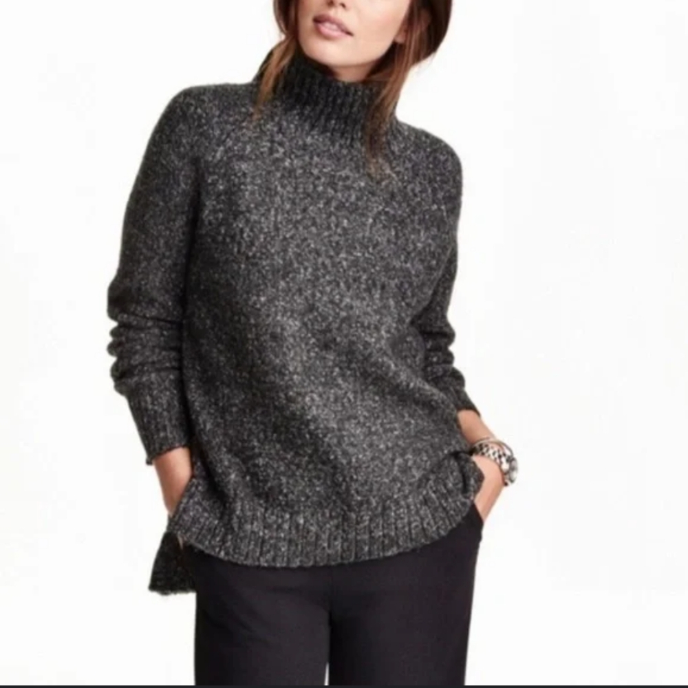 H&M green speckled mock neck oversized sweater